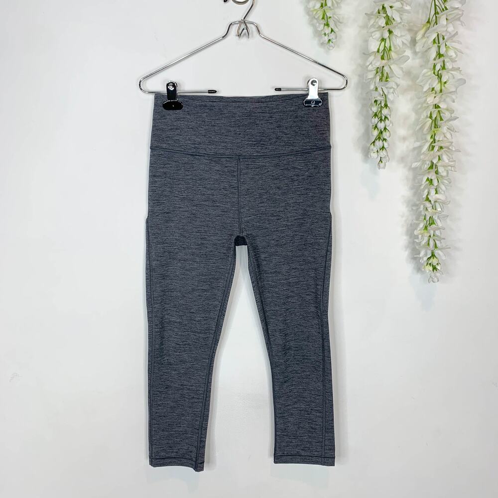 ATHLETA Ultimate Stash Pocket Capri high rise gray cropped athleisure 2819